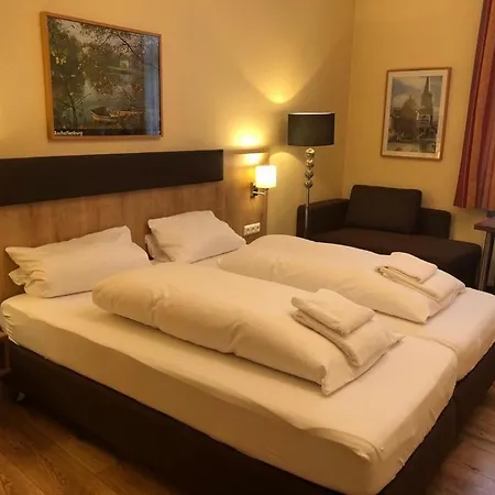 Apartment Hofgarten *